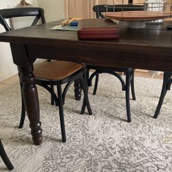 Dinning Table + 6 Chairs 