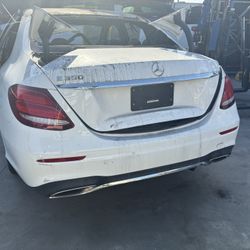 2020 Mercedes Benz E350 Rear Bumper 
