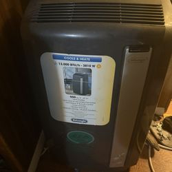 Delonghi 3-1 Portable A/C, Heater And Dehumidifier