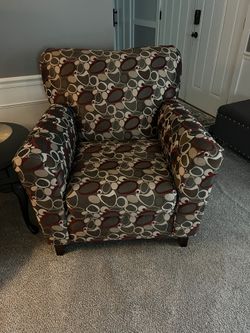 Upholstered Chairs 