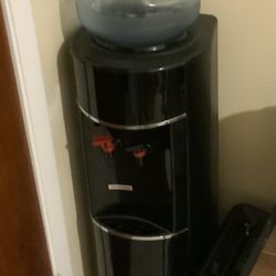 5 Gallon Water Dispenser 