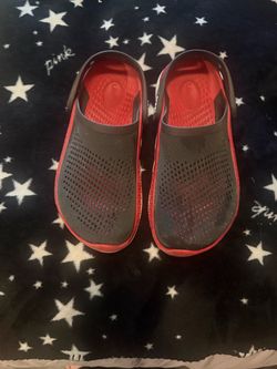 Woman, clog crocs $27