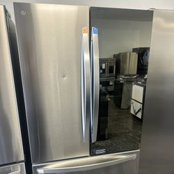 🚨🚨 LG Instaview Refrigerator Stainless Steel 🚨🚨