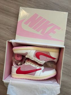 Size 11 men jordan 1 low