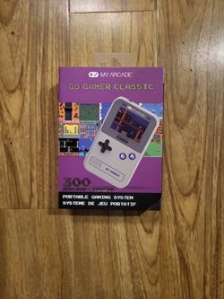 MY ARCADE Go Gamer Classic 300 Retro Games Portable