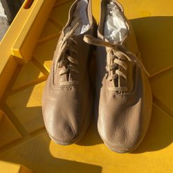 Capezio Beige Tap Shoes Size 5. 1/2 Or 7