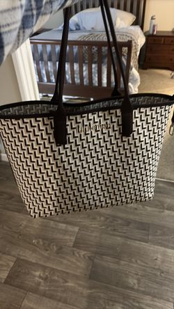 Lululemon Tote