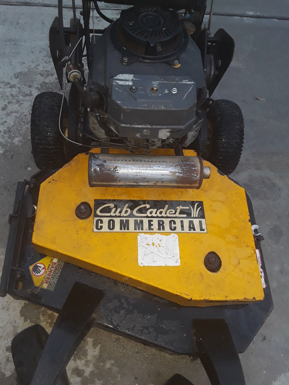 32" Commercial Cub Cadet Mower. Lawn Mower. Zero turn. Walk behind