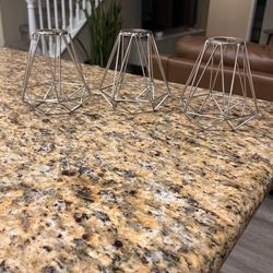 Set Of 3 Vanity Wire Light Shades From Lowe’s