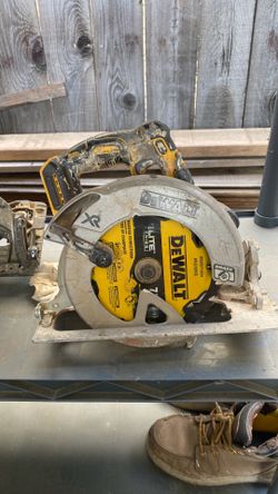Dewalt 71/4 skill saw