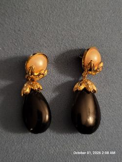 Vintage Black and Gold Faux Pearl Drop Stud Earrings