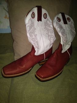 Botas baqueras nuevas