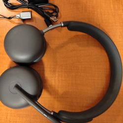 Logitech Zone 2 Wireless Headphones Headset With Charger Type C Adapter 