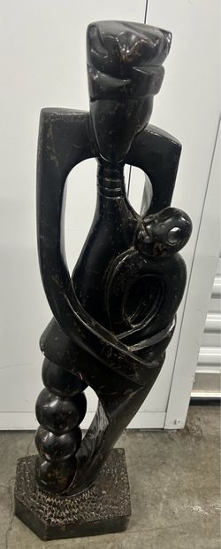 African Family Sculpture