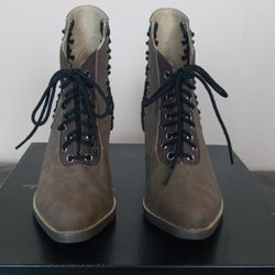 Michael Antonio Studio, Maude Taupe Boots, Size 6
