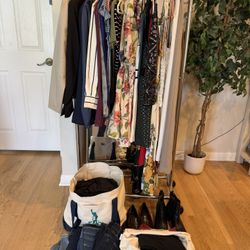 Women’s clothing bundle 