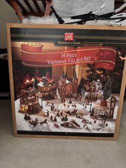 Victorian Palace Set With Stand