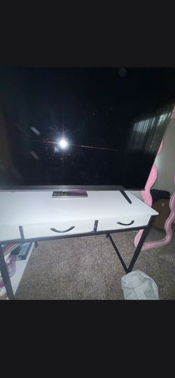 TV n desk