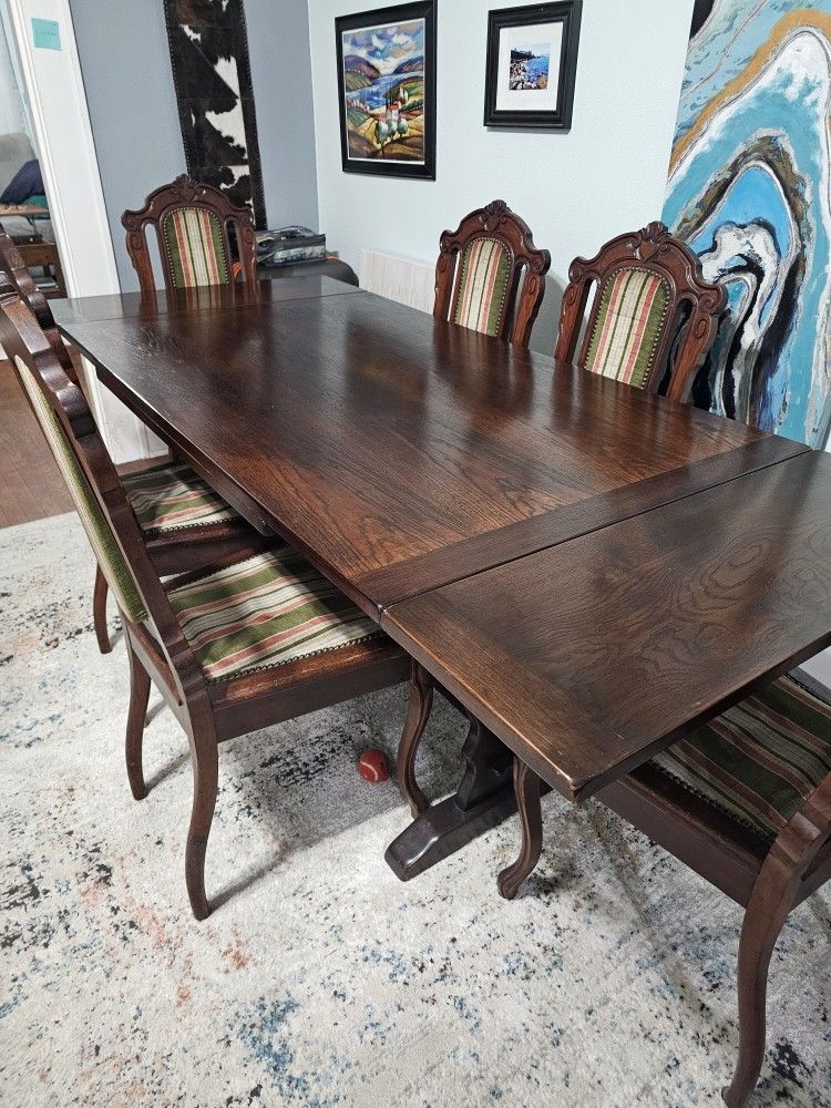 Jaycee Draw Leaf Table And Chairs