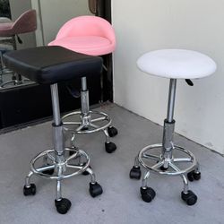 New In Box $25 Each Adjustable Height Nail Beauty Spa Dental Stool Tattoo Parlor Rolling Chair 