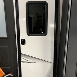 RV Trailer Door With Crack In Door