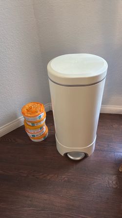 Munchkin Diaper Pail