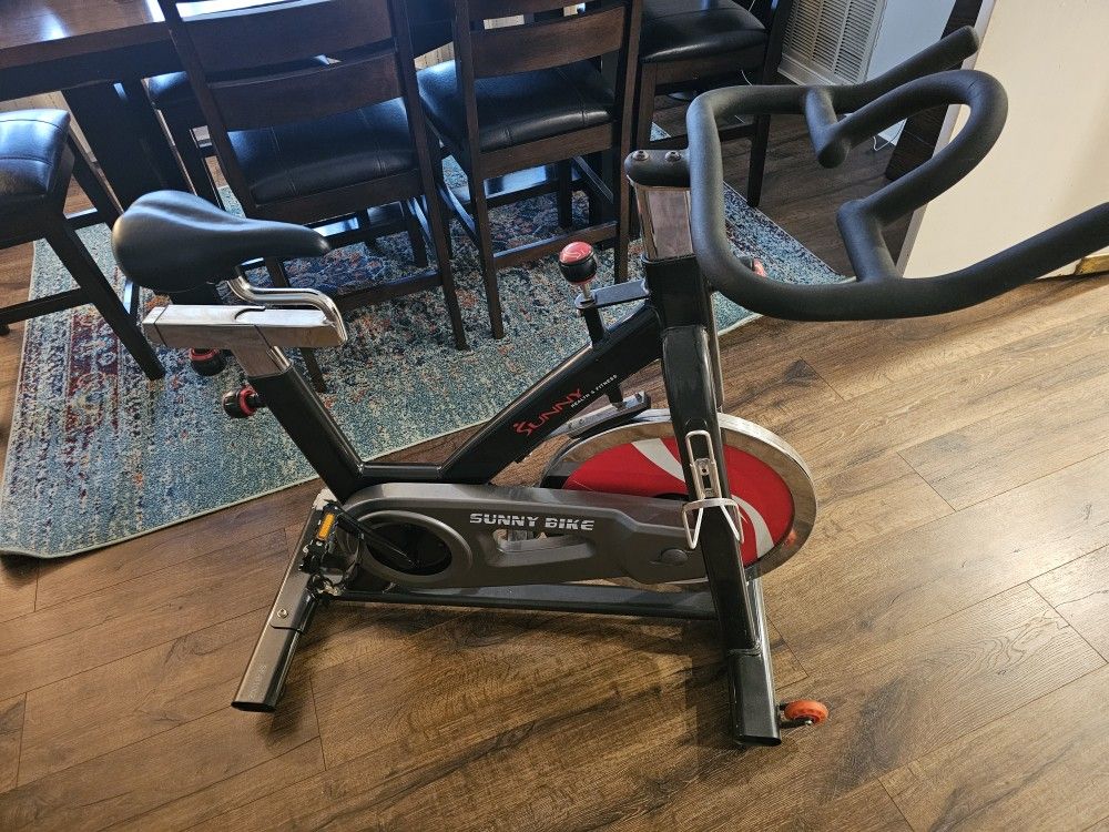 Sunny Health Stationary Bike