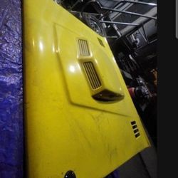 66-77 ford Bronco Hood