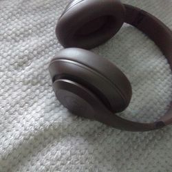 Beats Studio Pro( Brown)