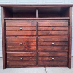 Hard Wood Dresser  Great Work In good condition Dimensions:44”x19”(D)x39”(H)