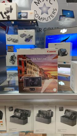 Canon Powershot SX740 HS with bonus bag