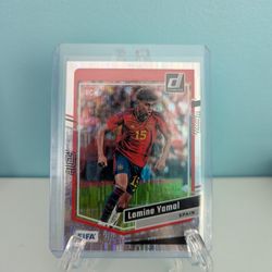 Lamine Yamal silver rookie card. Hobby exclusive 