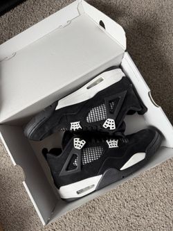 Jordan 4 Retro White thunder