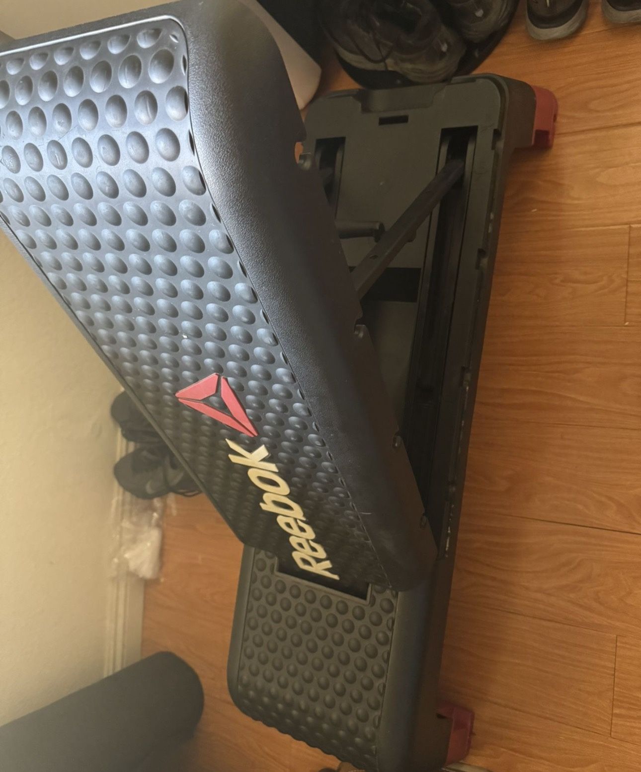 Reebok Deck Multipurpose Adjustable Bench Aerobic Strength Training Incline and Decline2