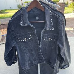 Women’s Black Denim Jacket