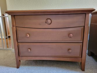 Six Piece Maple Bedroom Set For Child or Teen