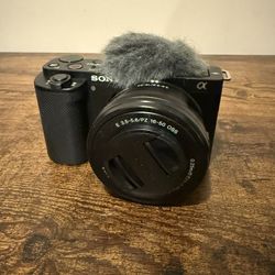 Sony ZV-E10 Mirrorless Camera