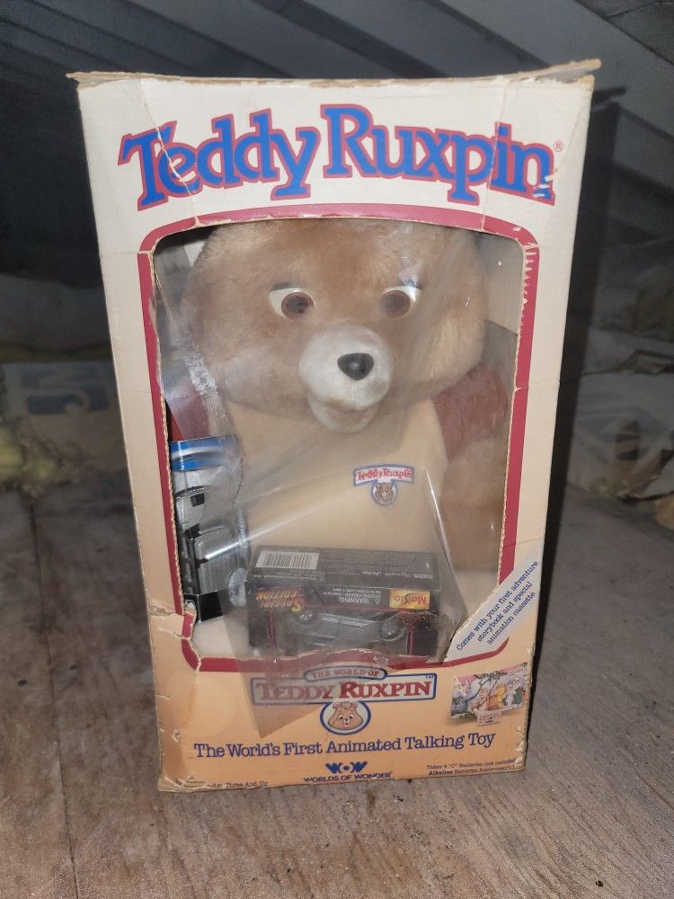 Teddy Ruxpin talking bear - 1985, taking offers
