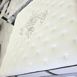 King Sizes Mattress And Box Spring 