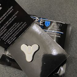 Destiny 2 Tricorn Collectible Pin (white)