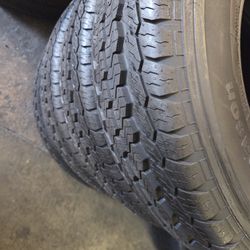 Tengo un set De llantas seminuevas Marca continental Lt 215 85 R16 intalacion por el mismo presio
