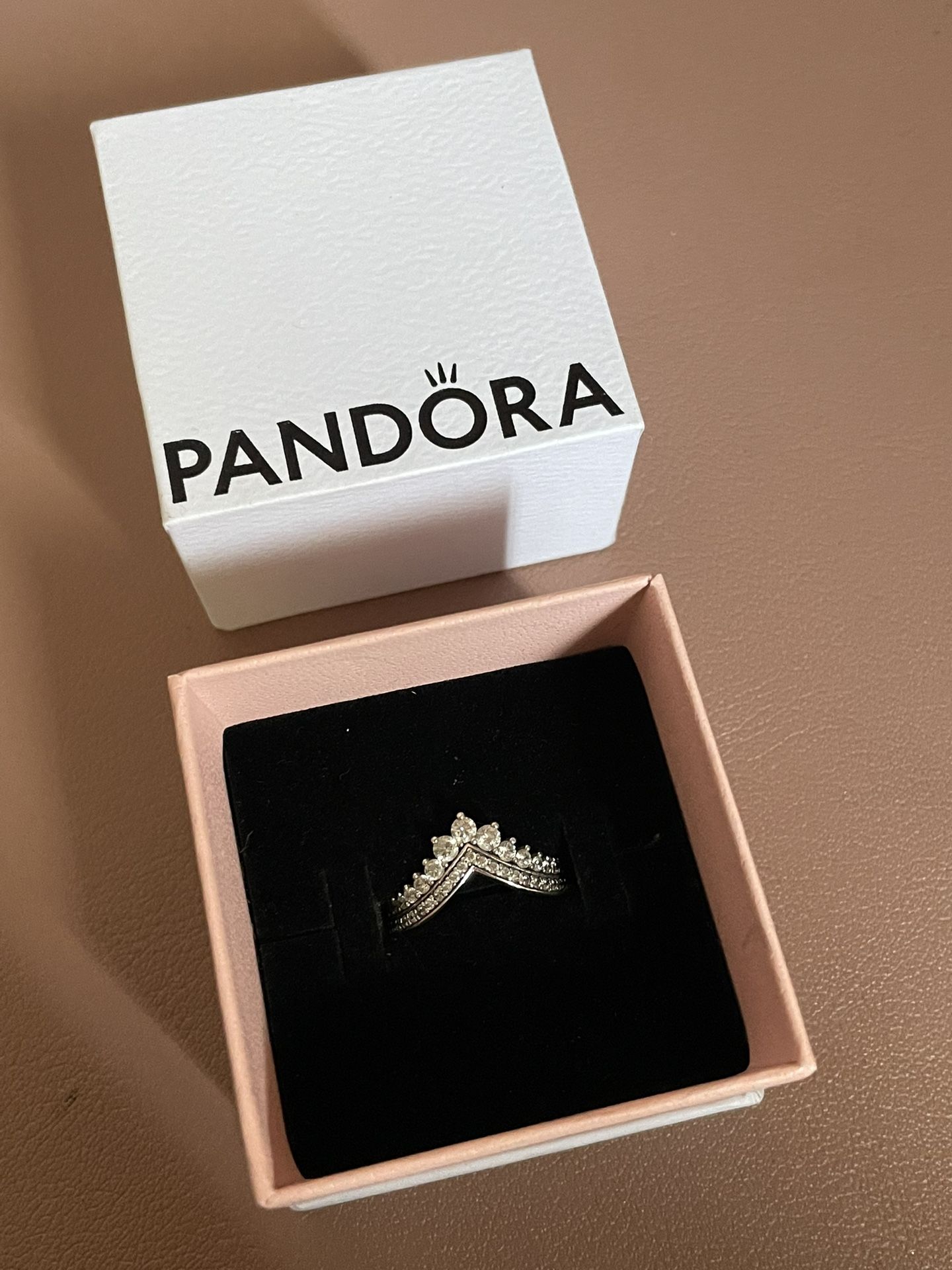 Pandora Ring