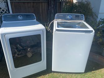 Samsung washer and gas dryer