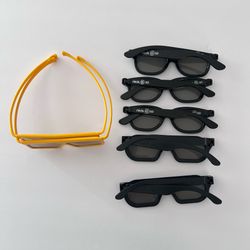 3D glasses Passive - 6 pairs -5 black and one yellow