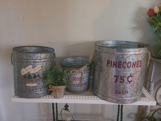 Christmas in July. 3 piece Christmas buckets