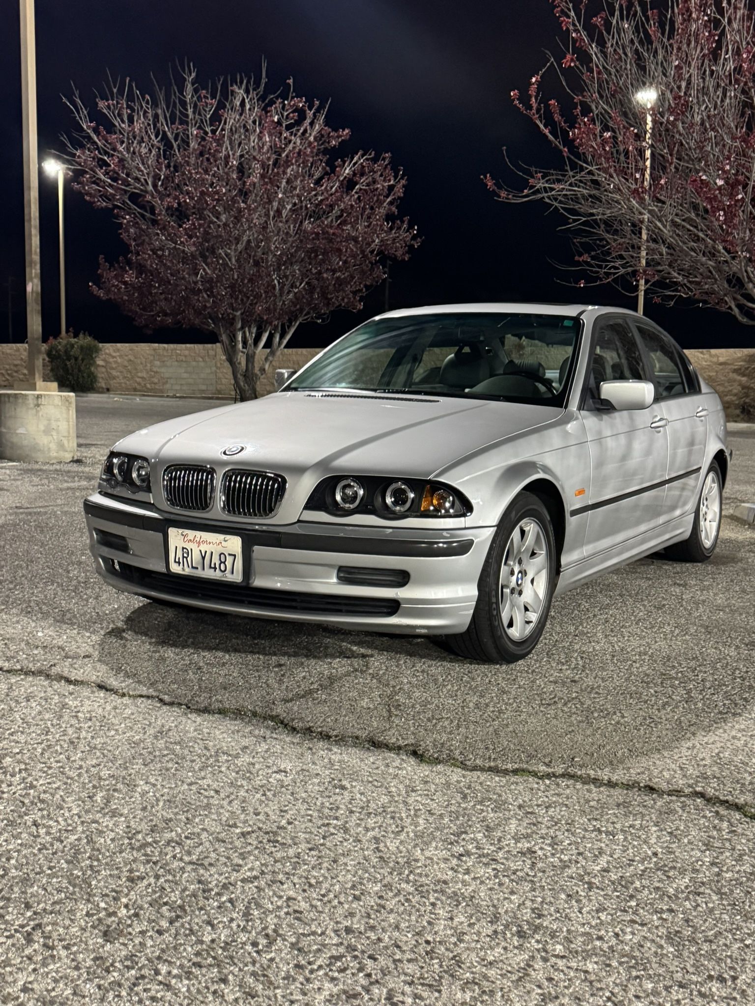 2001 BMW 325i