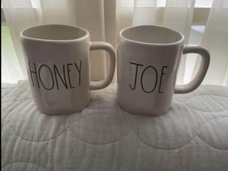 RAE DUNN MUGS