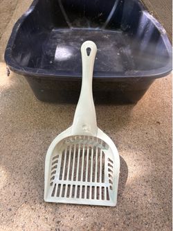 Litter scoop and bucket