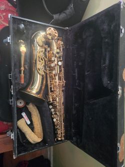 Blessing alto sax
