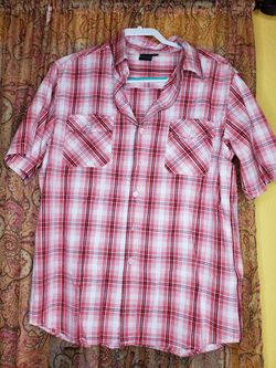 Adutls xl shirt